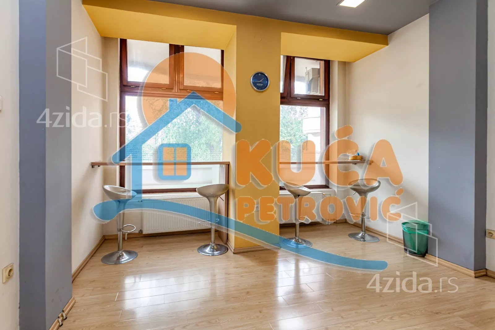 Lokal | 4zida
