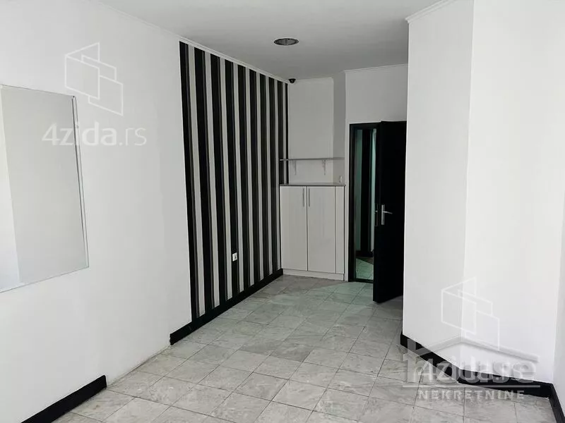 Lokal | 4zida