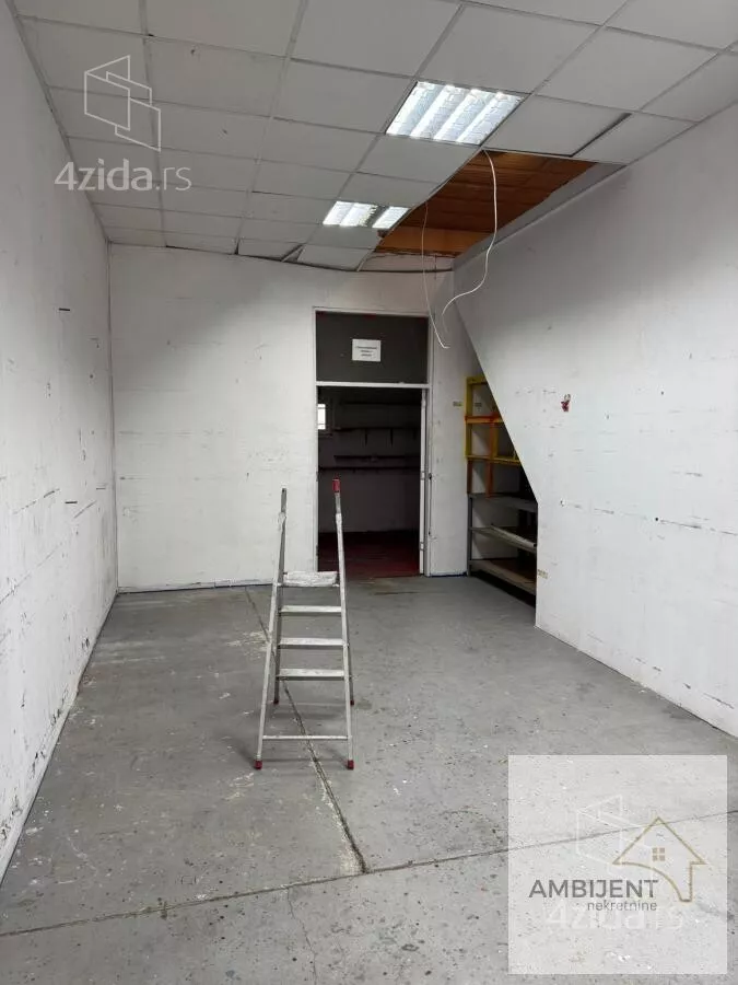 Poslovni prostor | 4zida