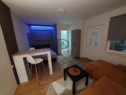 Čair | 4zida.rs