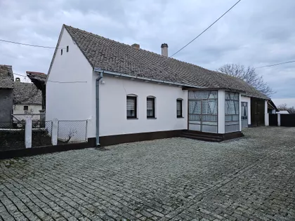 Sremska 12 | 4zida.rs