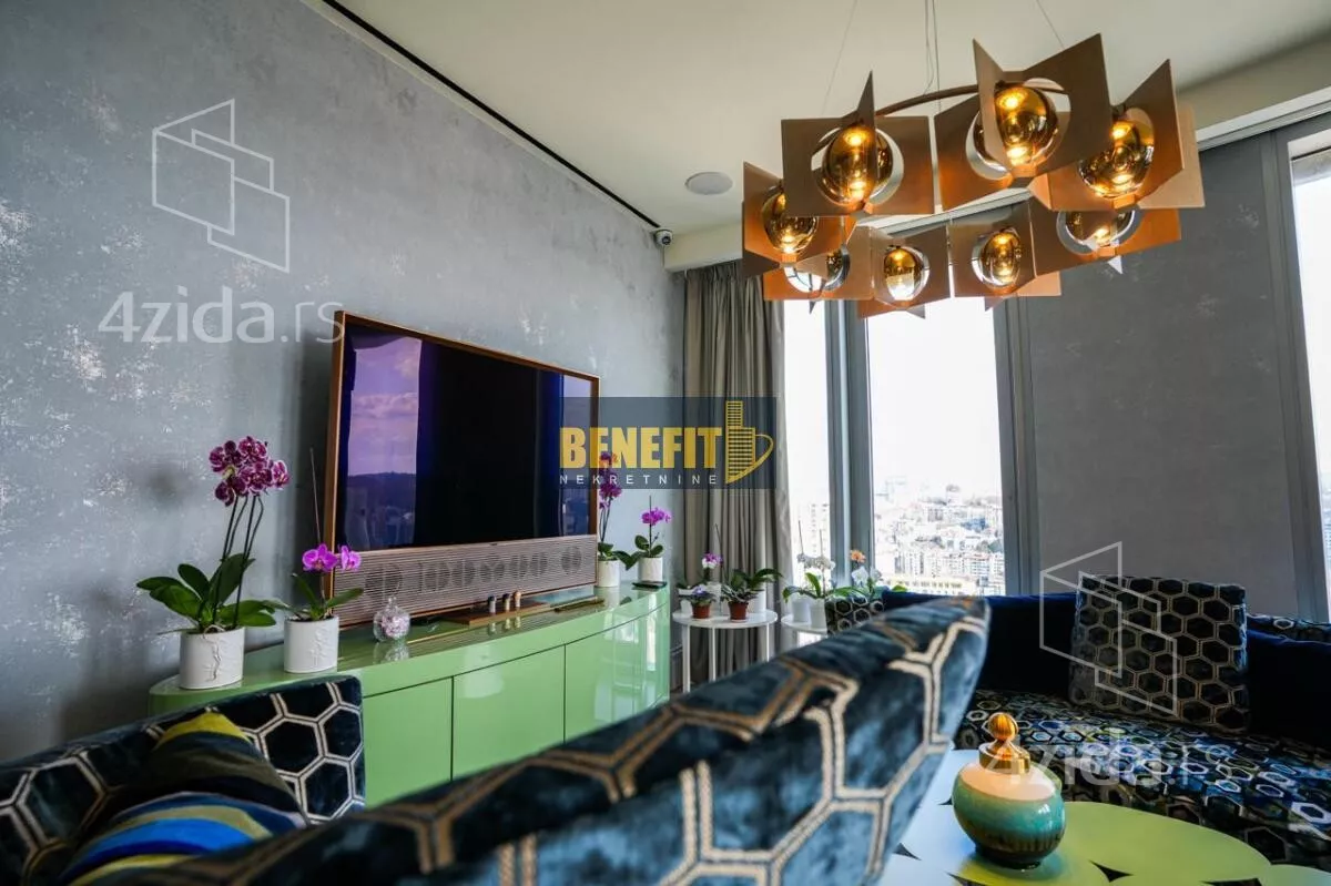 Petosoban stan | 4zida