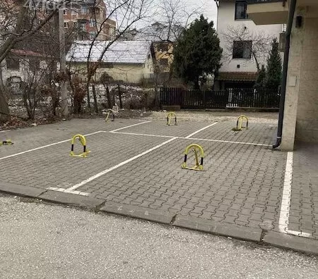 Parking | 4zida