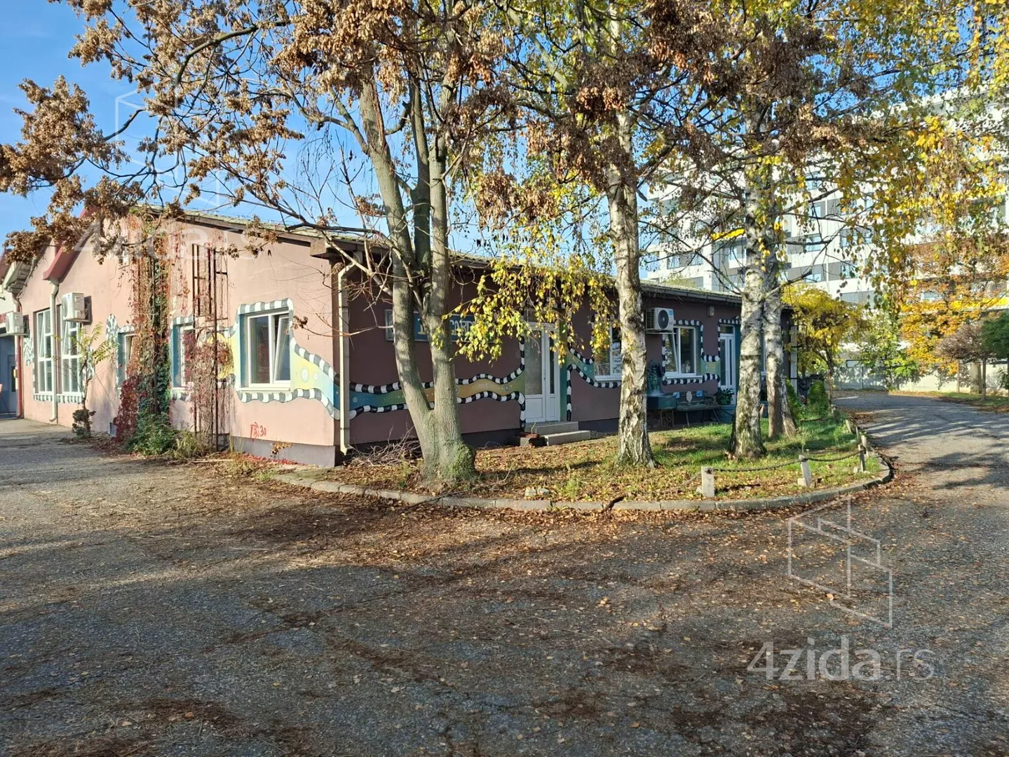 Poslovni prostor | 4zida