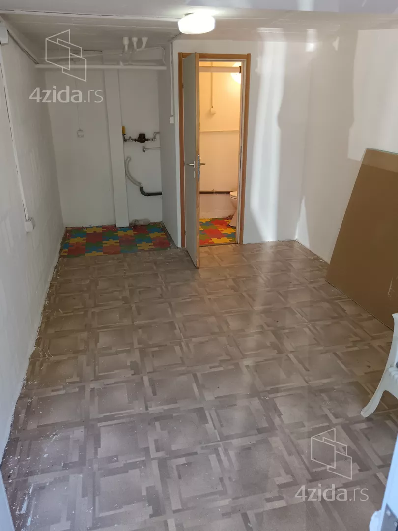 Garaža | 4zida