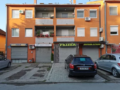 Peka Tepavčevića 33 | 4zida.rs