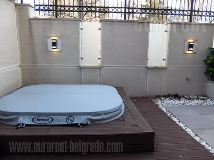 CRVENI KRST | 4zida.rs