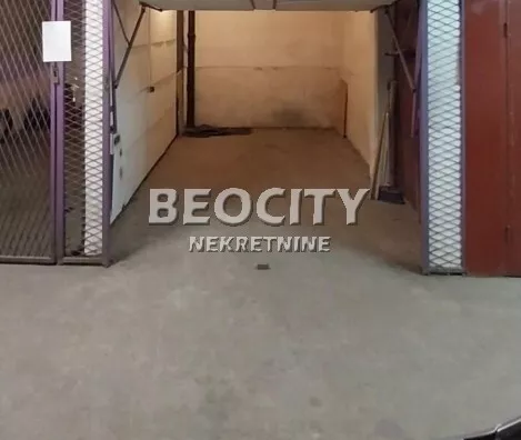 Garaža/Parking | 4zida