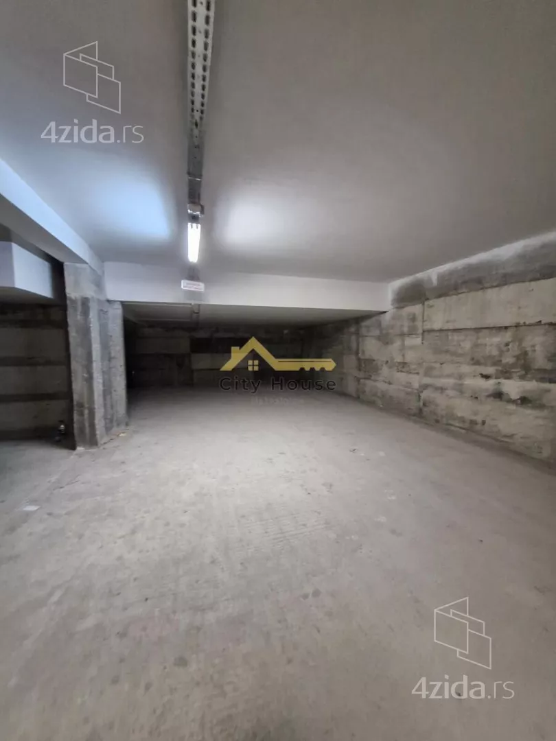 Garaža/Parking | 4zida