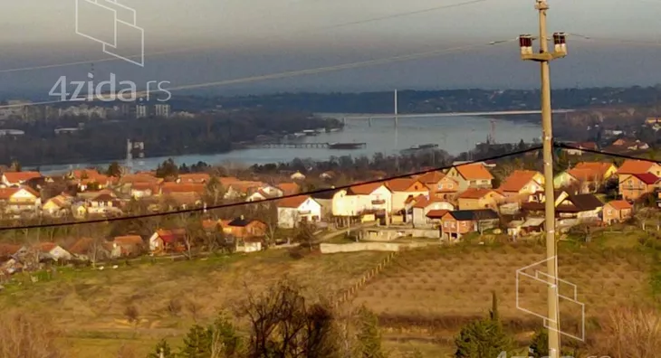 Plac | 4zida