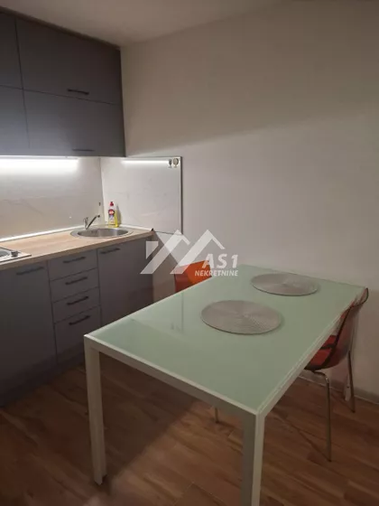 Kačićeva | 4zida.rs