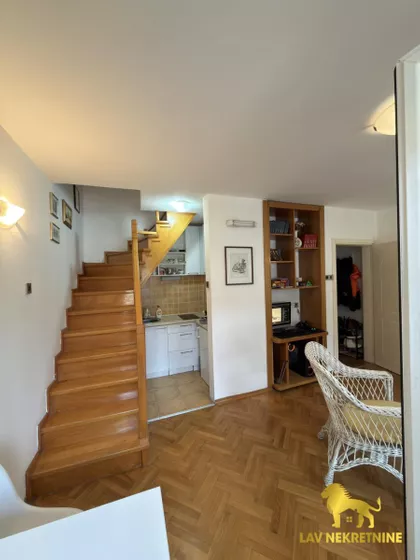 GOGOLJEVA | 4zida.rs