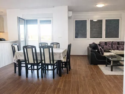 Krušedolska bb | 4zida.rs