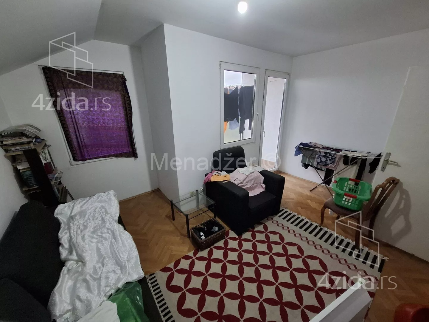 Troiposoban stan | 4zida