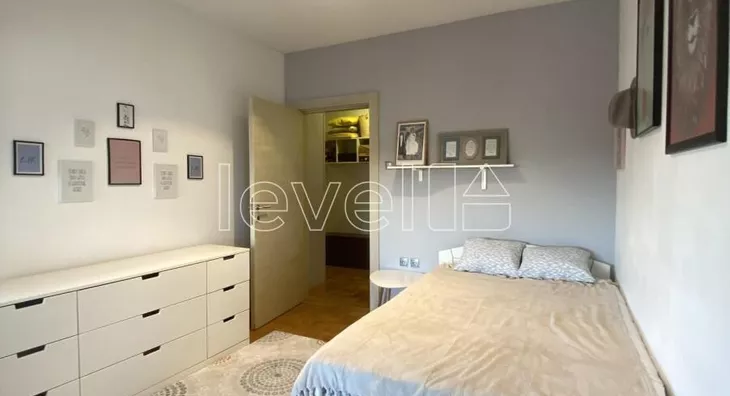 Šestosoban stan | 4zida