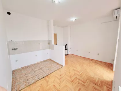 Bore Stankovića 5 | 4zida.rs