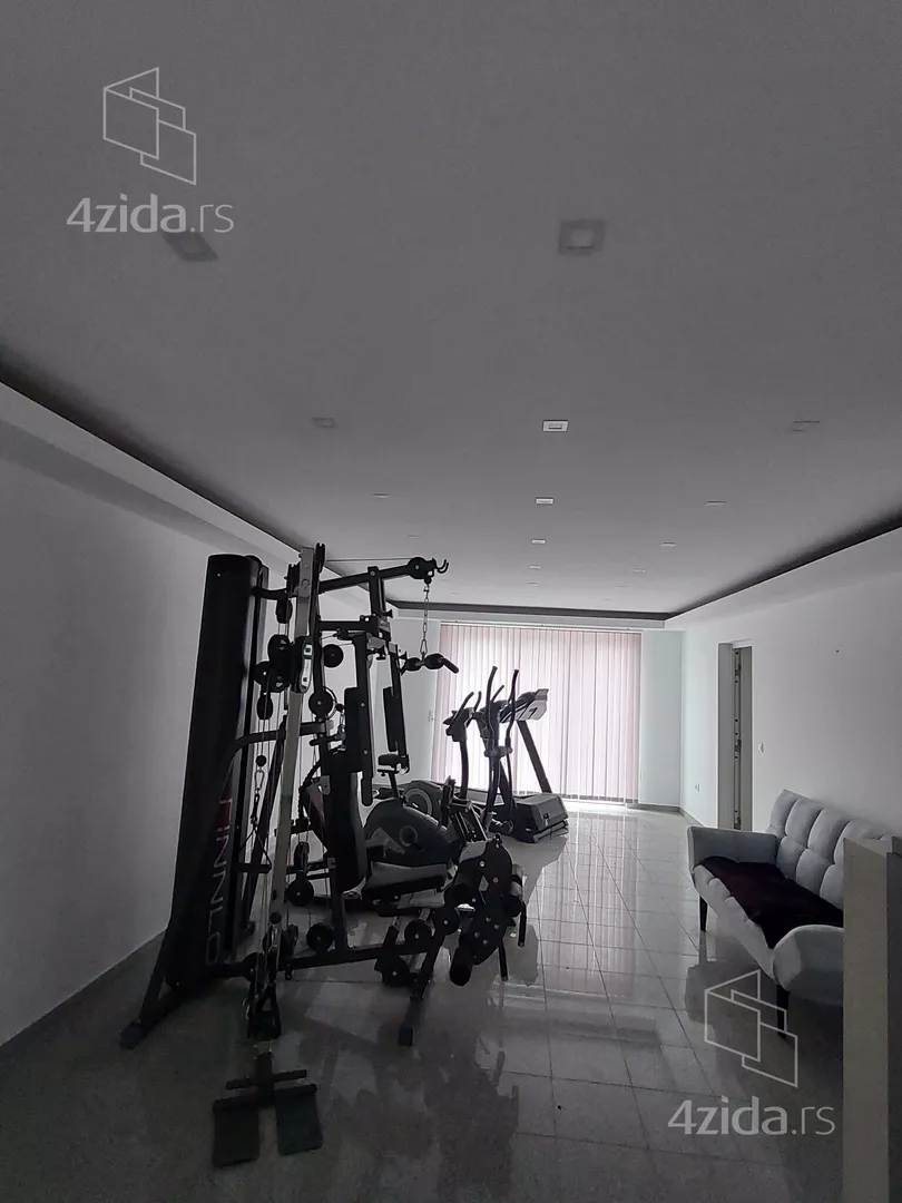 3-etažna kuća | 4zida