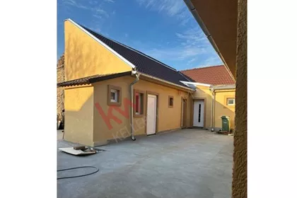 Njegoševa | 4zida.rs