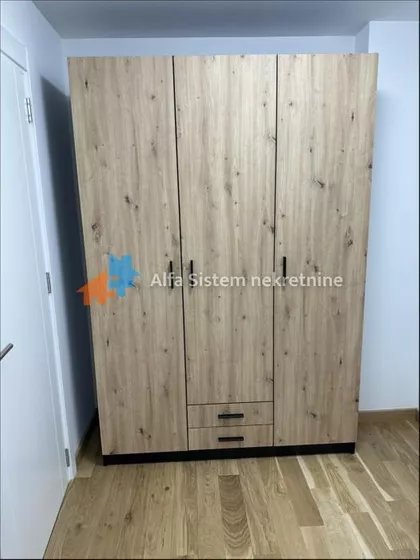 Crveni Krst Vračar | 4zida.rs