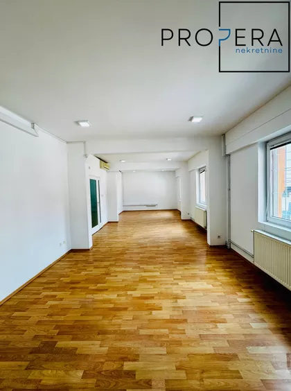 Jovana Skerlića | 4zida.rs