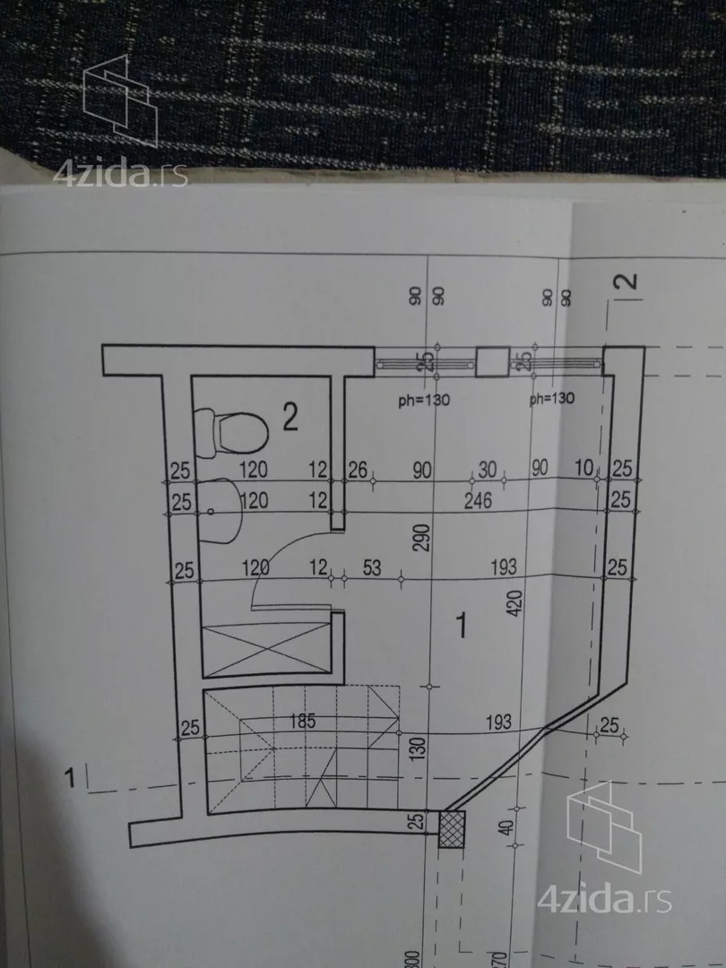 Lokal | 4zida