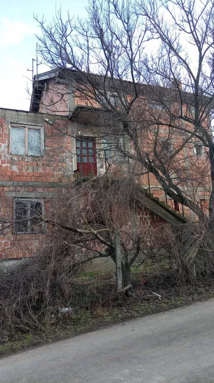 Stražarska Kosa | 4zida.rs