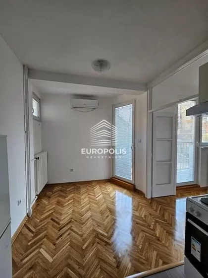 Banovo Brdo | 4zida.rs