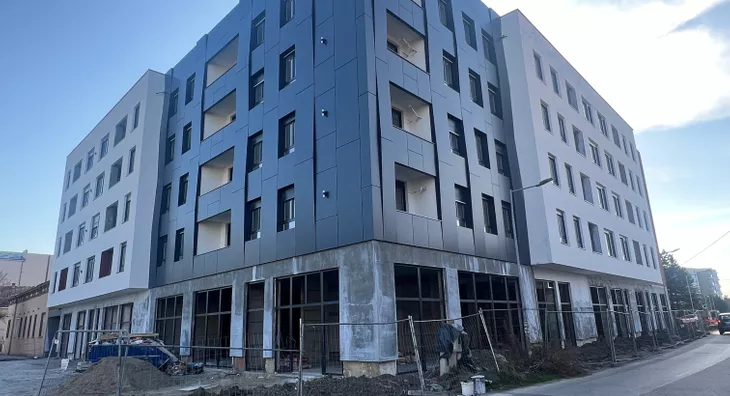 Četvoroiposoban stan | 4zida