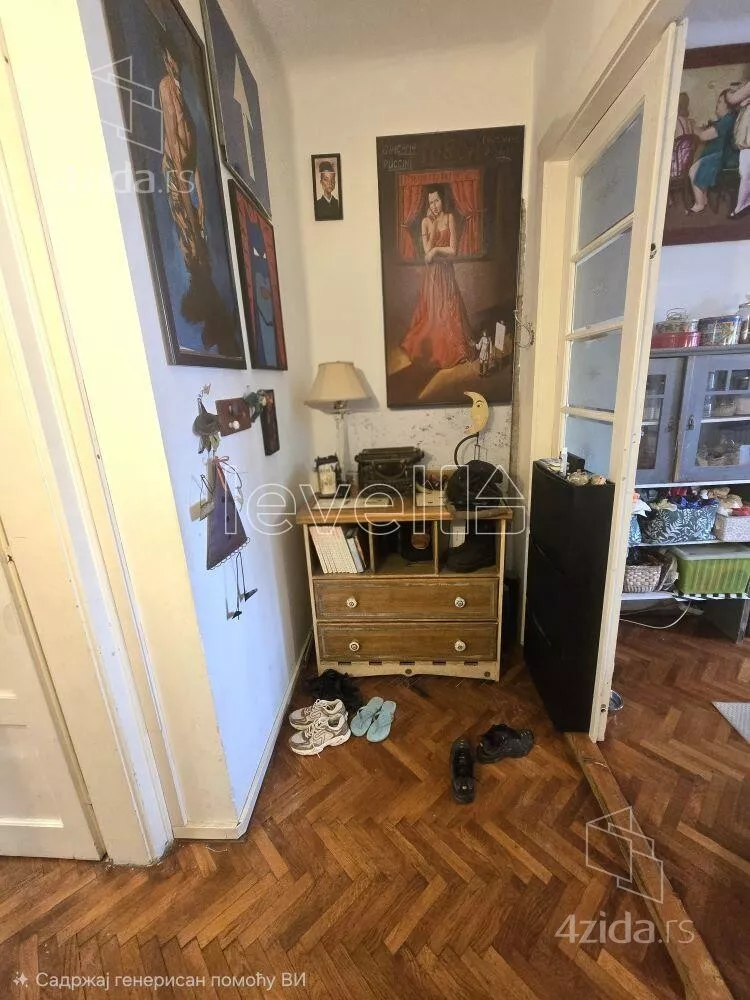 Troiposoban stan | 4zida