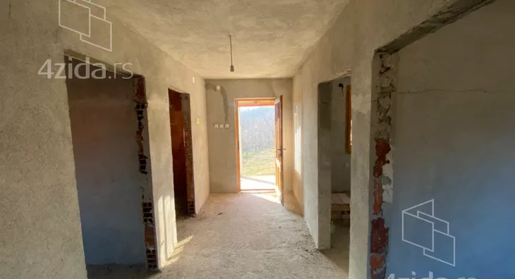 Poljoprivredno zemljište | 4zida