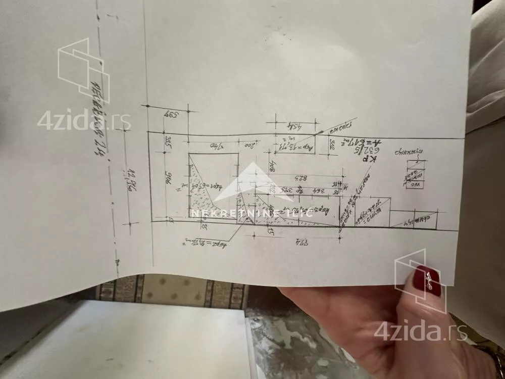 Kuća | 4zida