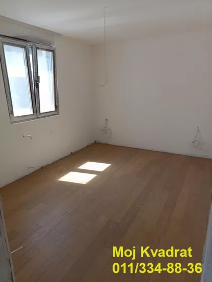 Krfska | 4zida.rs