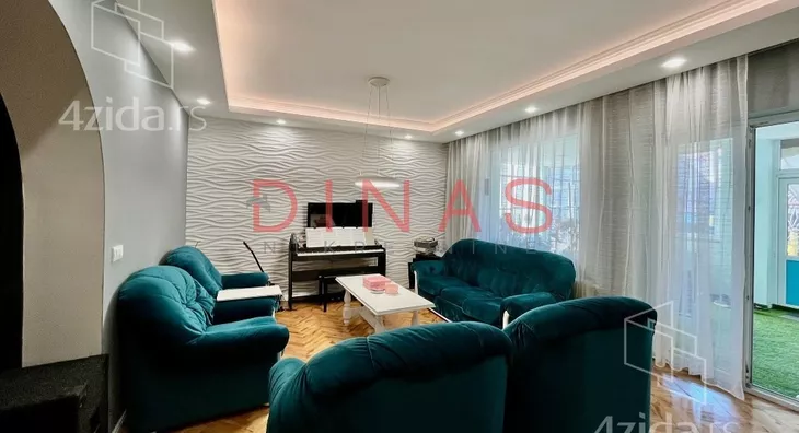 Kuća | 4zida