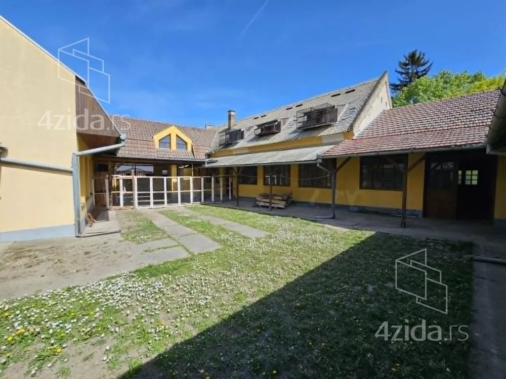 Kuća | 4zida