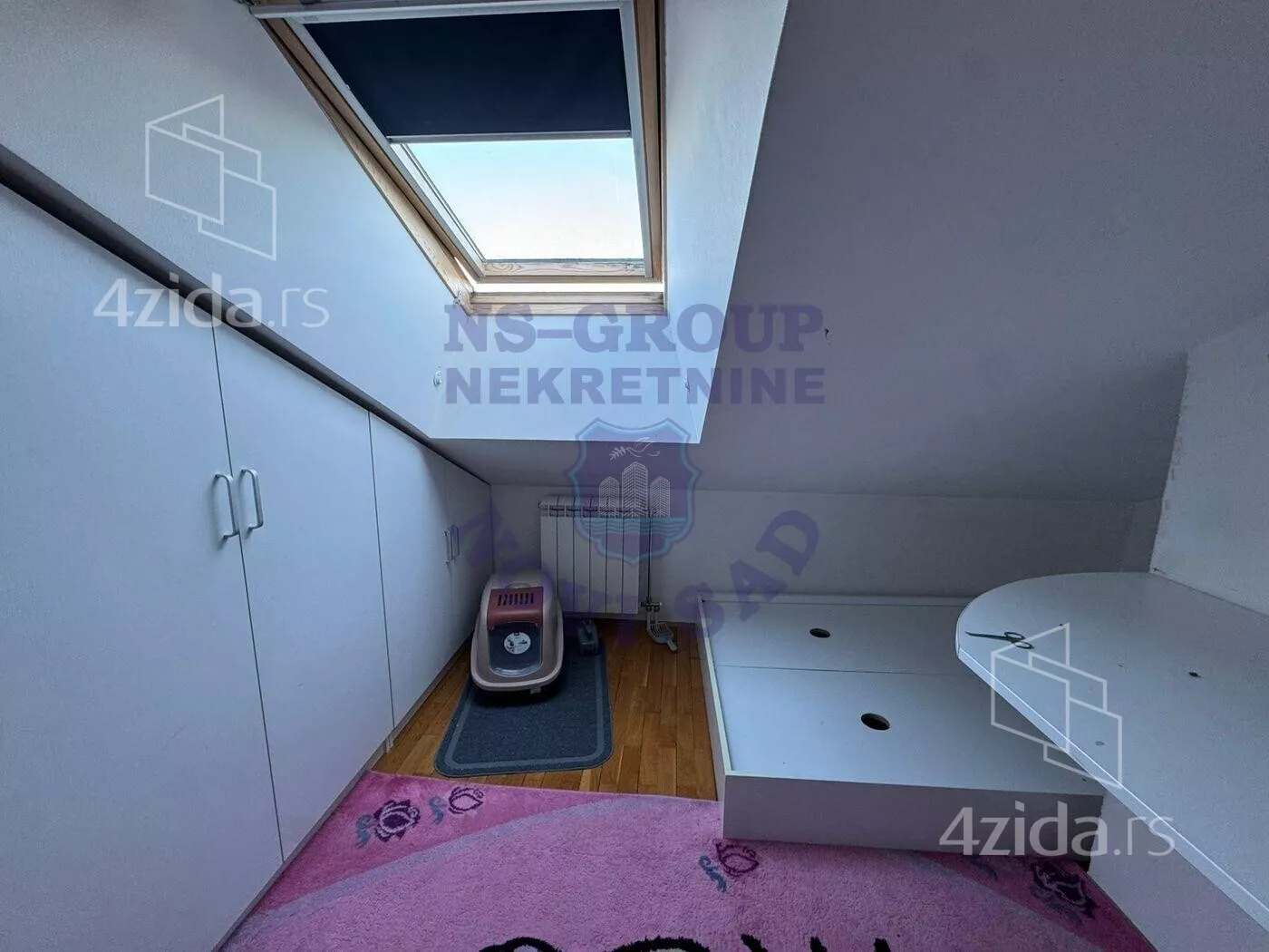 Četvoroiposoban stan | 4zida