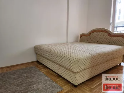 Bulevar Oslobođenja | 4zida.rs