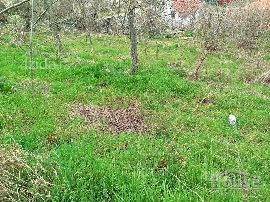 Plac | 4zida