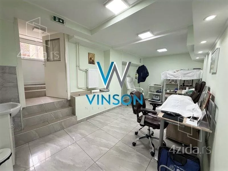 Poslovni prostor | 4zida