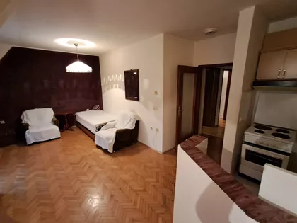 Mladenovačka | 4zida.rs