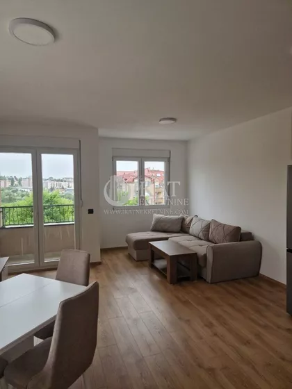 Vojvode Vlahovića | 4zida.rs