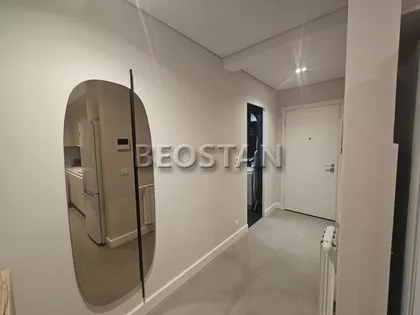 Dzona Kenedija | 4zida.rs