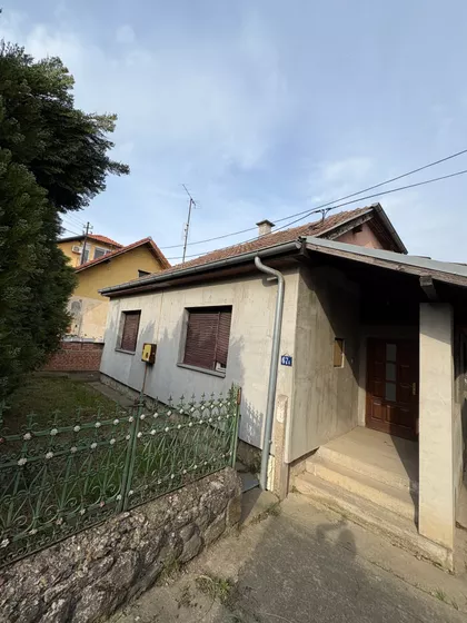 Račkog 67A | 4zida.rs