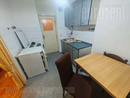 STARI MERKATOR | 4zida.rs