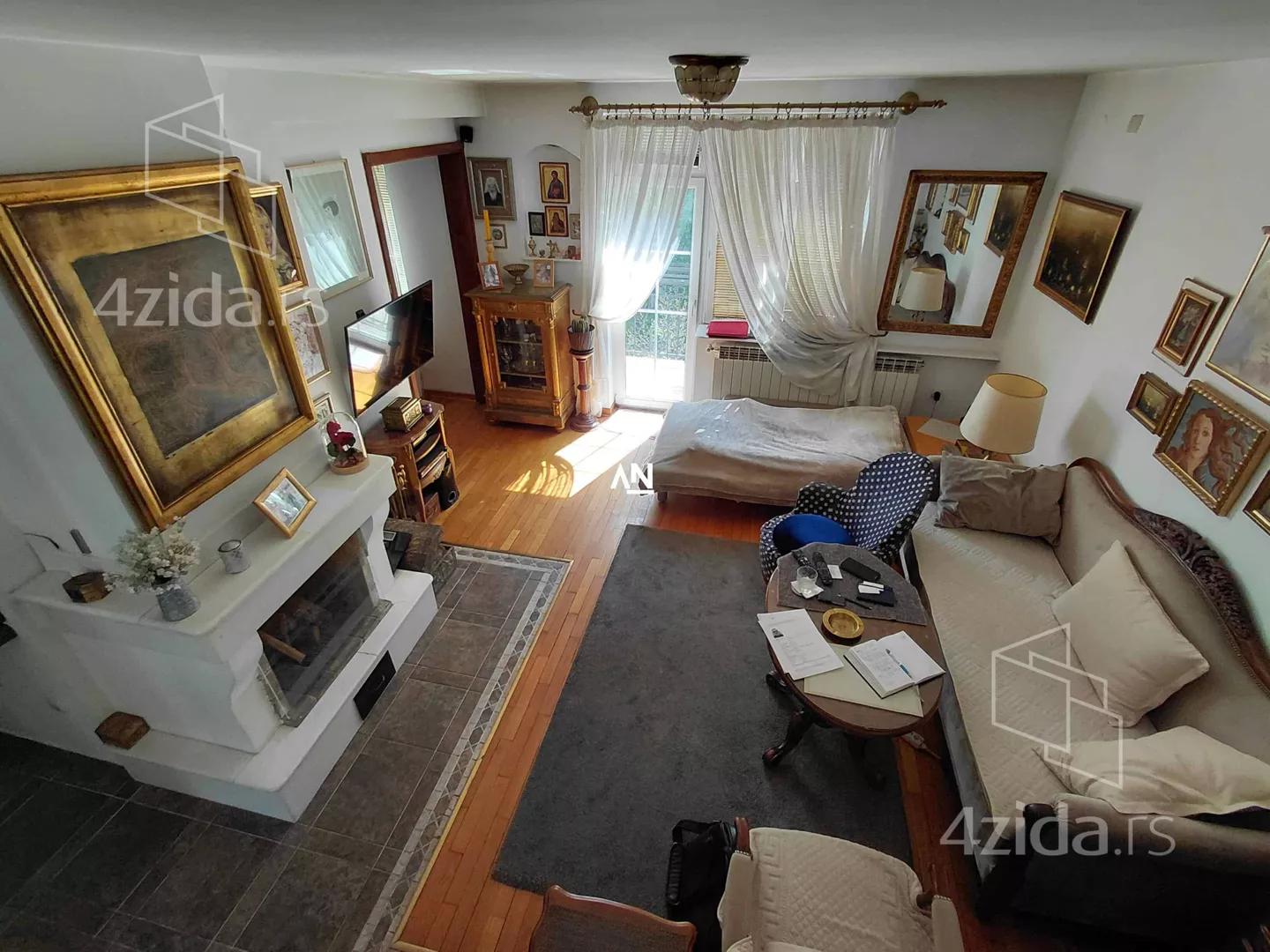 Petosoban stan | 4zida