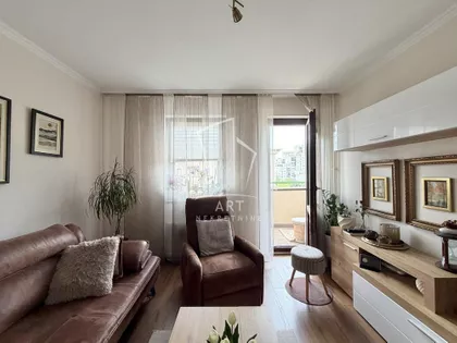 Dušana Vukasovića | 4zida.rs