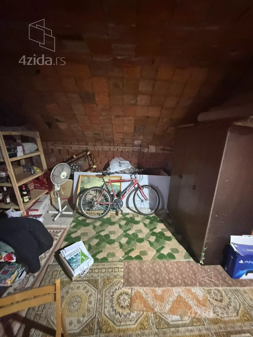 3-etažna kuća | 4zida