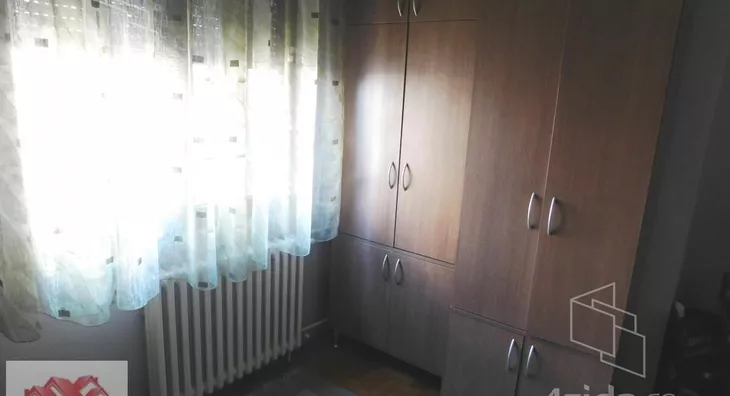 Šestosoban stan | 4zida