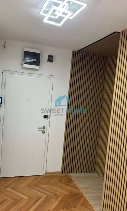 Gospodar Jevremova | 4zida.rs