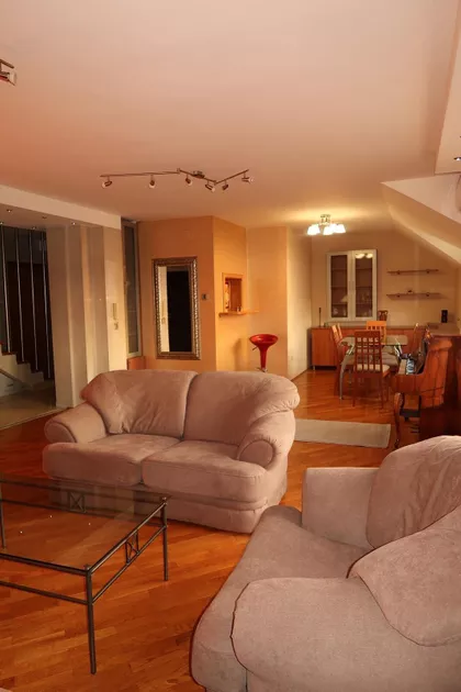 Gradske lokacije | 4zida.rs