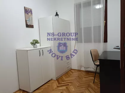 Trg 1.Maja | 4zida.rs